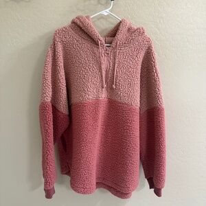 PINK women’s sweater - LIKE NEW